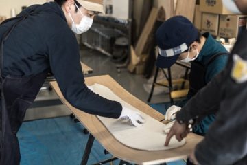 Craft&Play!今シーズン最後の雪を楽しむ 〜「雪板」づくり体験